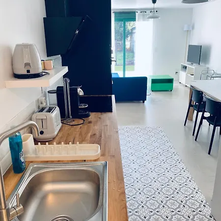 Charmante Petite Maison *