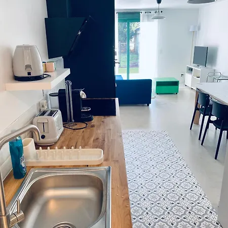 Charmante Petite Maison