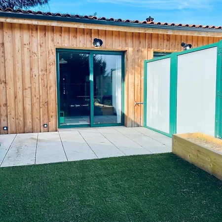 Charmante Petite Maison Hébergement de vacances *